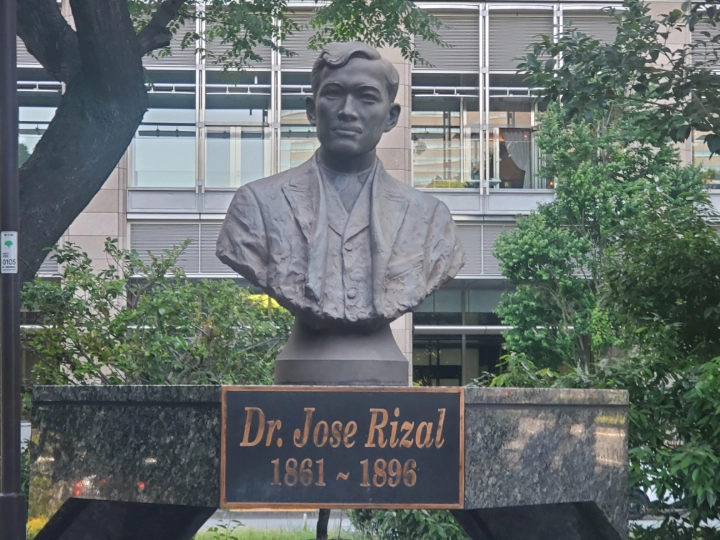 Hibiya Park Jose Rizal Statue